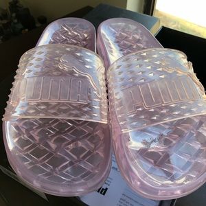 Fenty slides